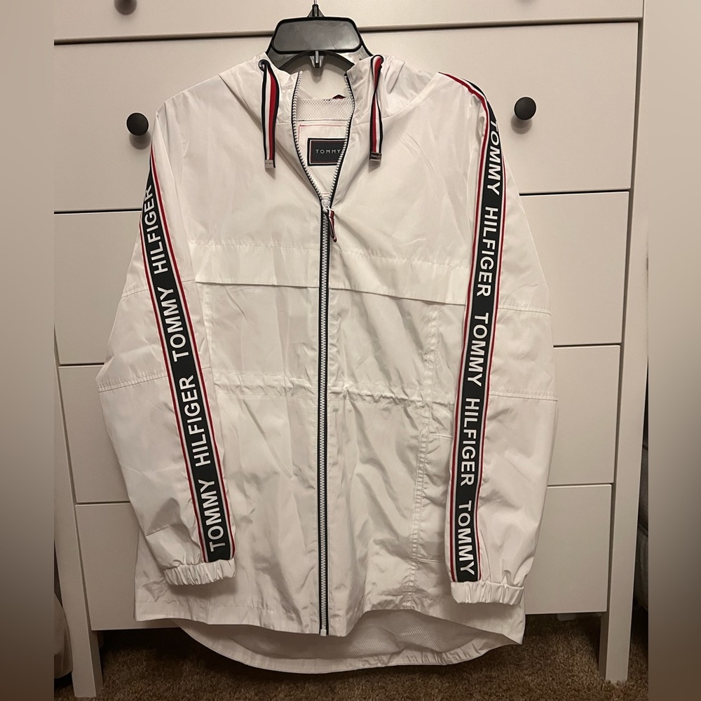Oversized windbreaker